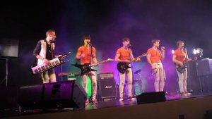 Все вокруг любовь, Упала Шляпа, Алена от группы НАНА