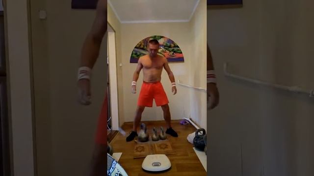 ШВУНГ ТРОЙНОЙ ГИРИ 40,3кг. на два повторения. смотреть онлайн