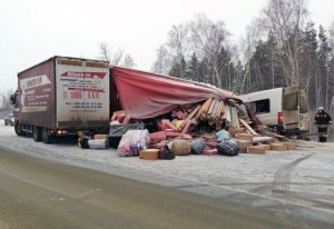 ДТП на трассе М-5 в Пензенской области. Сотрудники ГИБДД первыми оказались на месте происшествия