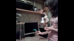 Опыт с бутылкой и шариком