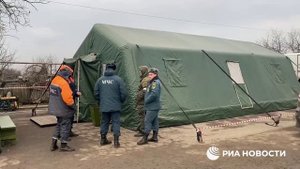 Эвакуация беженцев из лагеря МЧС в селе Безыменное