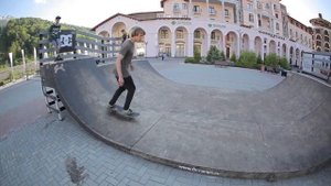 СКЕЙТ ДЛЯ НАЧИНАЮЩИХ - УРОК 1. ТРЮКИ В РАМПЕ: ПЕРВЫЕ ШАГИ.