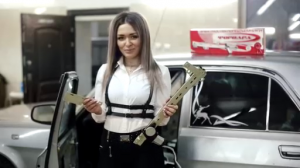 Установка электрических стеклоподъемников "ФОРВАРД" на "Волгу" в передние двери