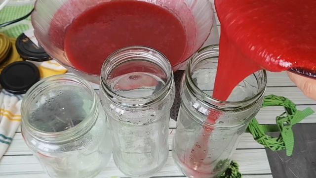 Малиновое варенье без варки, цыганка готовит. смотреть онлайн