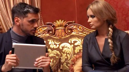 Erotik dahshatli film Telekorsatuvlarda yalangoch qizlar