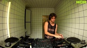 Kirill Shapovalov / August 5 / 4pm-5pm