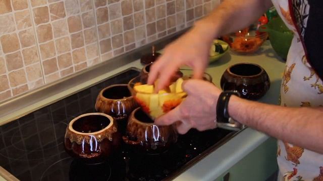 Мясо в Горшочках в Духовке [ Жаркое в  Горшочках ] Простой Рецепт