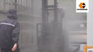 ТЕСТ НА ВОДОНЕПРОНИЦАЕМОСТЬ ЭЛЕКТРОПОГРУЗЧИКА GOODSENSE С ВЫСОКОВОЛЬТНОЙ ЛИТИЕВО-ИОННОЙ АКБ