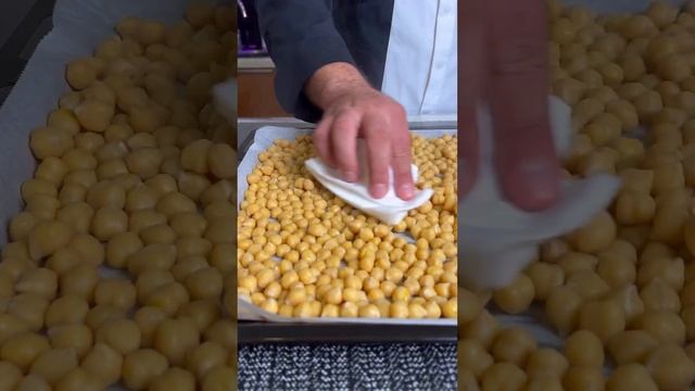 ХРУСТЯЩИЙ НУТ СО СПЕЦИЯМИ ?? (описание в комментариях) смотреть онлайн