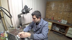 Ручной установщик SMD компонентов. Изучаем что делают другие.