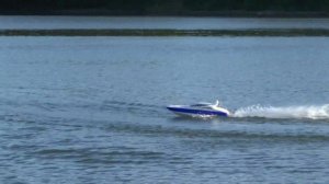 "Объезд" модели радиоуправляемой яхты Princess. MikeRC 2015 FHD