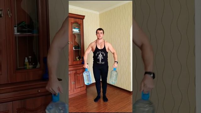 Отведение плеча в стороны с бутылками смотреть онлайн