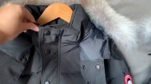 Real vs Fake Canada Goose Wyndham Parka Black Lable