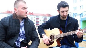 АРМЕЙСКАЯ - ДВЕ ВЕРТУШКИ НА МОЗДОК, ПОЕТ ДЕСАНТНИК ( со всей душой )