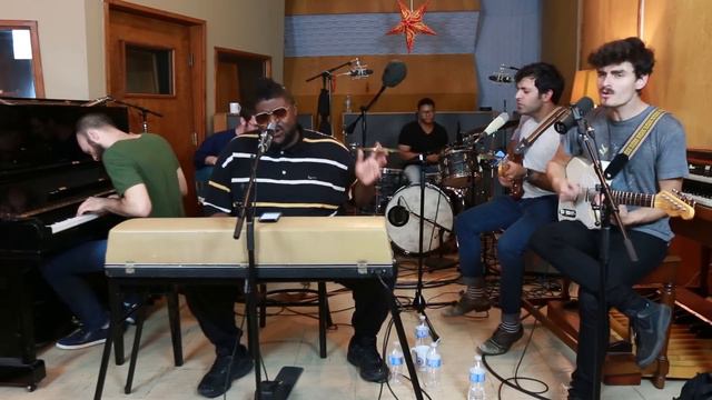 Boyz 2 Men's "I'll Make Love To You" but funky смотреть онлайн