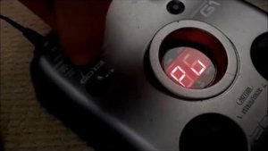 Zoom G1 with expression pedal attached: demo/review