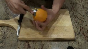 Как очистить апельсин ложкой