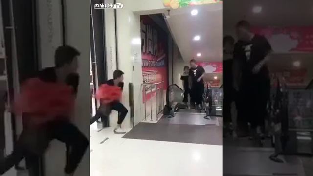 Скрыто снила видео в испании, прикол с людьми???? смотреть онлайн