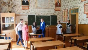 Поздравление на День учителя от 11 "Б" МБОУ Калачеевская гимназия №1