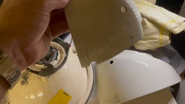 Porsche 968 Headlight Replacement before its cam belt and timing chain is done. смотреть онлайн