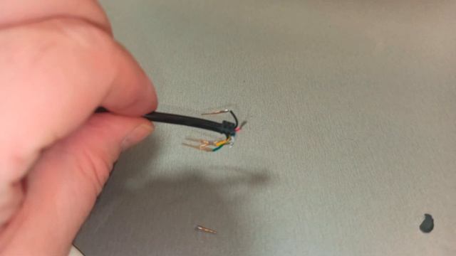 Самый простой #ремонт для #курка эл.самоката.Если #выломано внутри уже... #diy #electroscooter смотреть онлайн