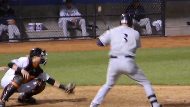 Bluefish Ramon Vasquez Batting 5/24/12 HD смотреть онлайн