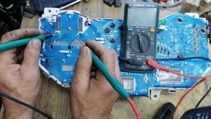 Мёртвая приборка Mitsubishi Pajero III  Ремонт или замена?