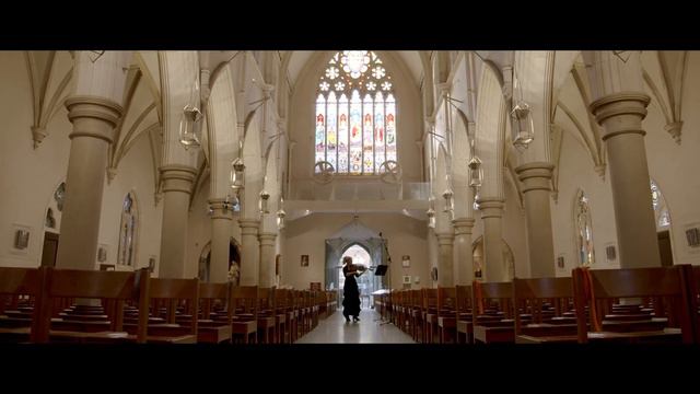 J.S. Bach Prelude from Cello Suite No.3, BWV1009 - performed by violist Kirsten Hulin-Bobart смотреть онлайн