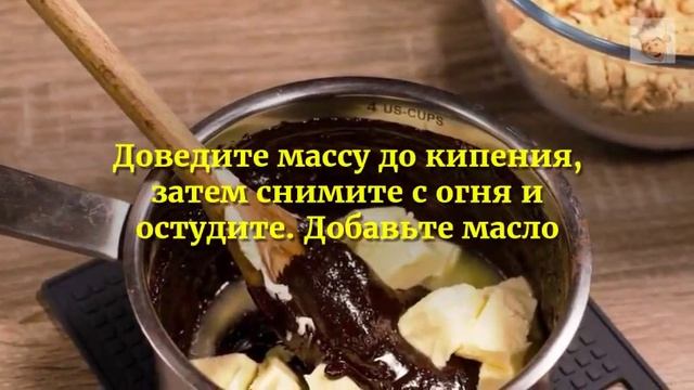Сладкая колбаска из печенья и какао с орехами. Как приготовить?
