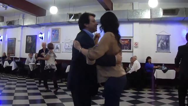 Miguel Angel Zotto visita Sin Rumbo, de Julio Duplaa смотреть онлайн