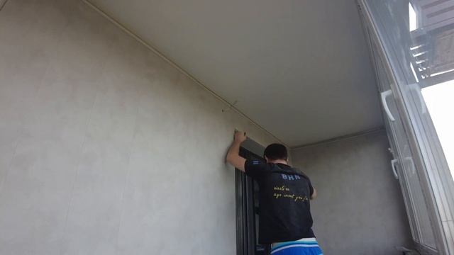 Поклейка ПВХ панель на стены. Шкаф на балконе.Жалюзийные дверцы. смотреть онлайн