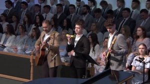 Пение «От смерти душу Ты мою избавил» - группа братьев