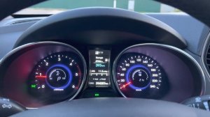 HYUNDAI SANTA FE 2015 год! 4WD! 7 МЕСТ! БОГАТАЯ КОМПЛЕКТАЦИЯ!ДИЗЕЛЬНЫЙ ДВИГАТЕЛЬ!ВЕСЬ ОБСЛУЖИВАННЫЙ