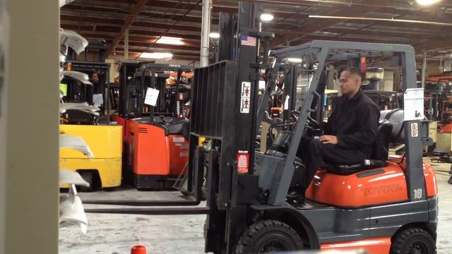 Toyota 42-FGU18 Propane Forklift 3600lbs Capacity смотреть онлайн