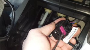 Снятие центрального тоннеля и подлокотника opel astra j GTC