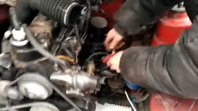 Снятие двигателья из Ford Sierra 2.3d смотреть онлайн