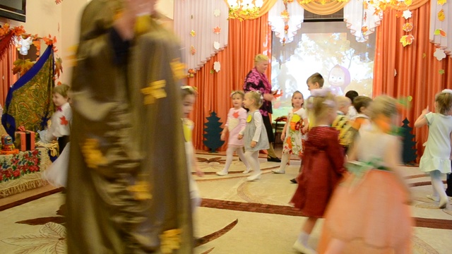 Праздник осени. Зонтик