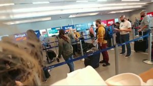 США. Почему в Америке чисто? Аренда машины - час в очереди!