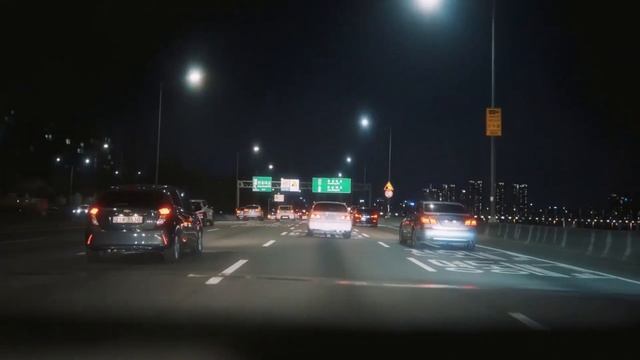 South Korea: A Dystopian Nightmare! смотреть онлайн