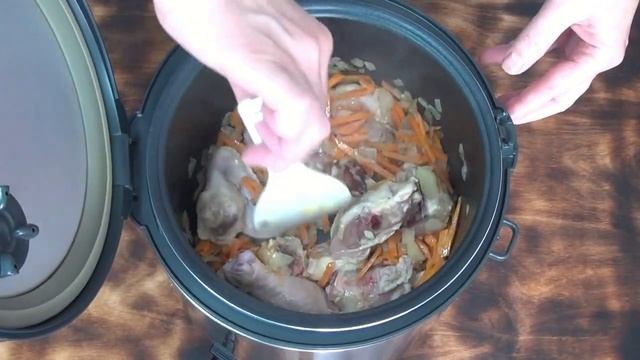 Плов с курицей в мультиварке.