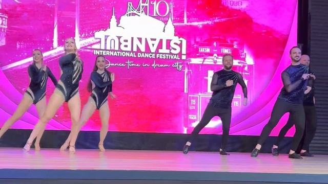 Bachata Romántica Student Team / Bachata Show / Tengo una necesidad/ Istanbul Dance Festival смотреть онлайн
