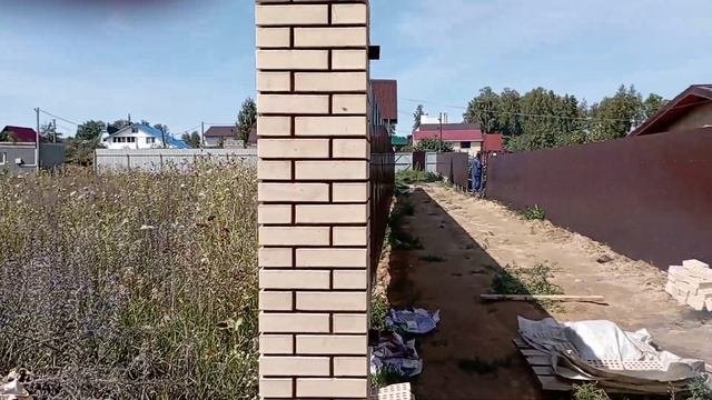 колонна .кирпич 