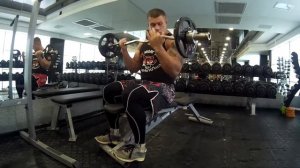 УПРАЖНЕНИЯ С EZ-ГРИФОМ