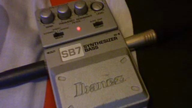Ibanez SB7 Bass Synth смотреть онлайн
