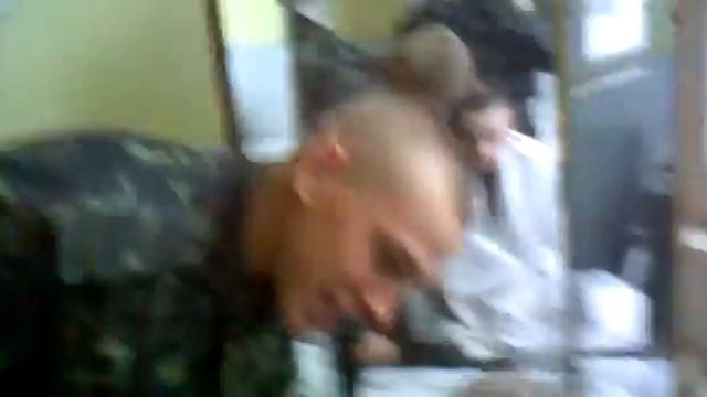 Стильная военная причёска