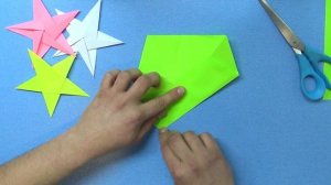Поделки из бумаги. Как сделать звезду из бумаги самый простой способ без клея.