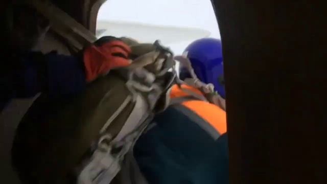 Видео поздравление с Днем спасателя от спасателей-десантников Центра "Лидер"