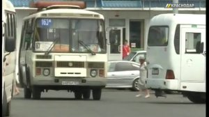 В пригородных автобусах Краснодара начала действовать электронная карта для льготников