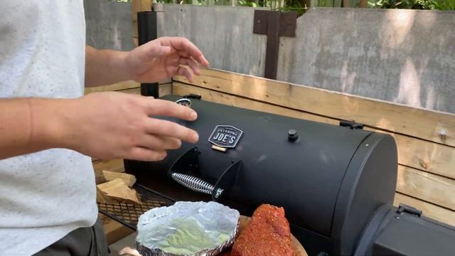 Готовим мраморную говядину в смокере. Нежнейшее мясо и очень сочное. Oklahoma Joe's Smoker
