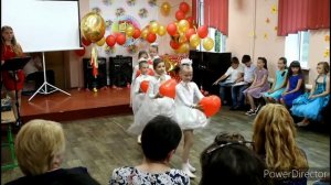Танец "Этот шарик - мой подарок"